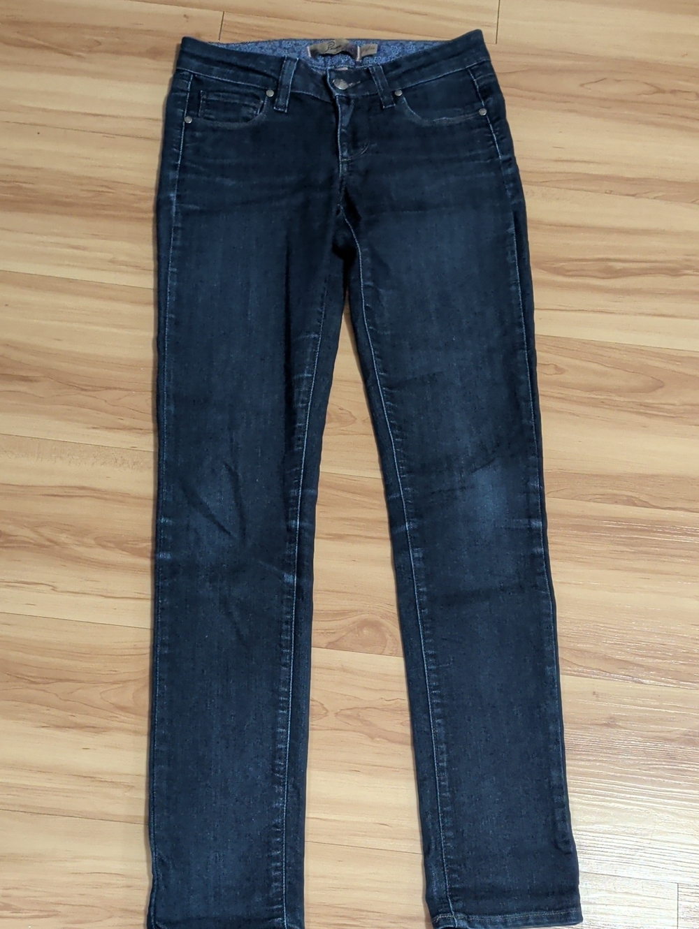 Women’s Mid-Rise Dark Blue Skinny Jeans